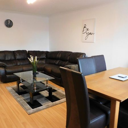 2 Bed Apt On Quiet Cul-De-Sac, Fab Location Paisley Exterior photo