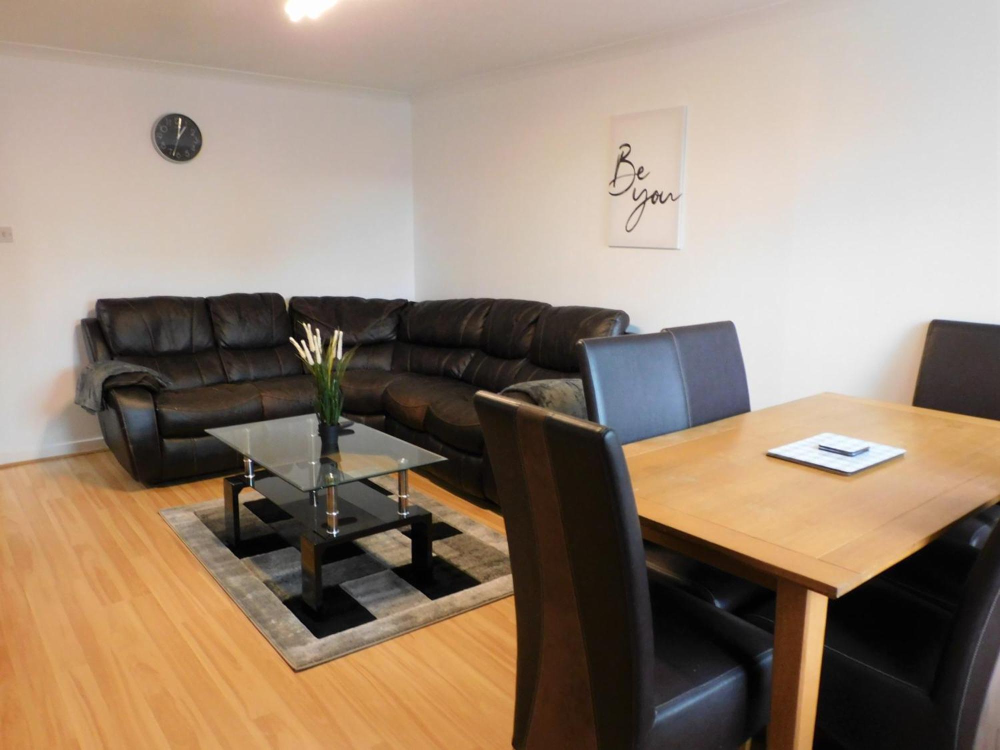 2 Bed Apt On Quiet Cul-De-Sac, Fab Location Paisley Exterior photo