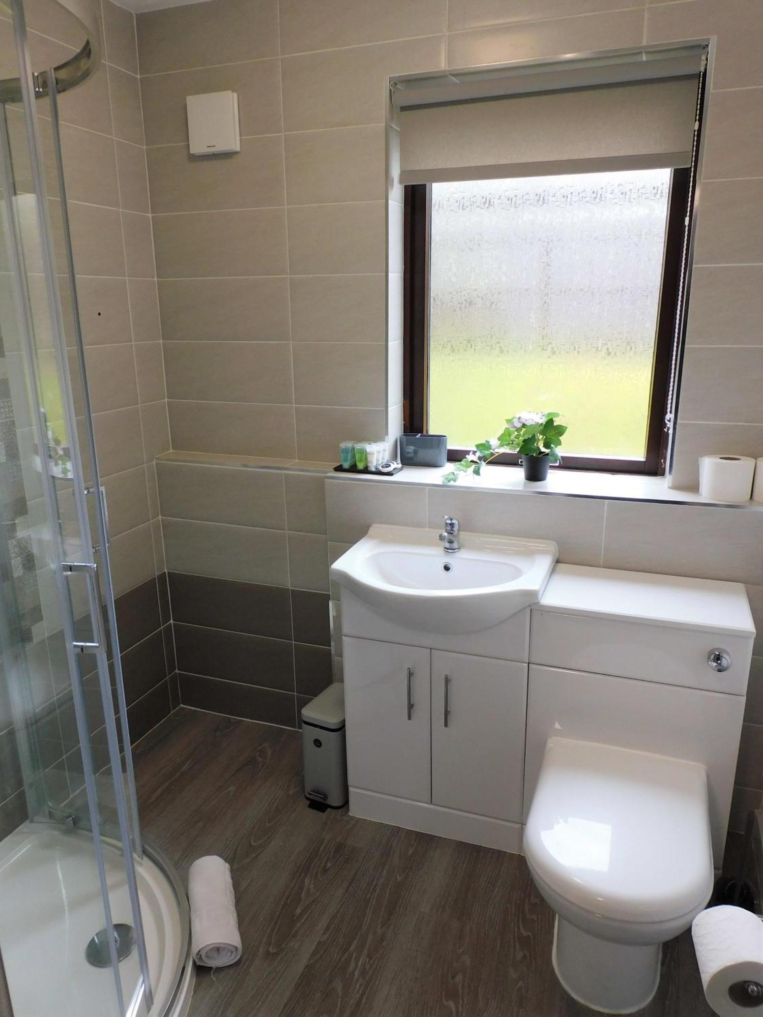 2 Bed Apt On Quiet Cul-De-Sac, Fab Location Paisley Exterior photo