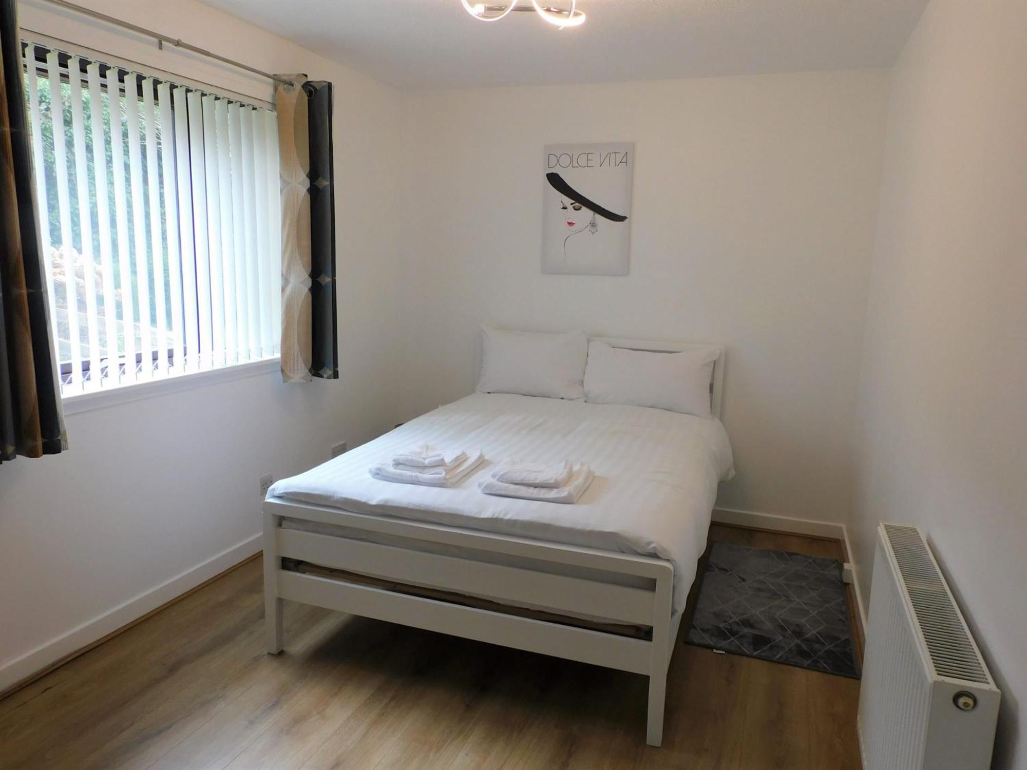 2 Bed Apt On Quiet Cul-De-Sac, Fab Location Paisley Exterior photo