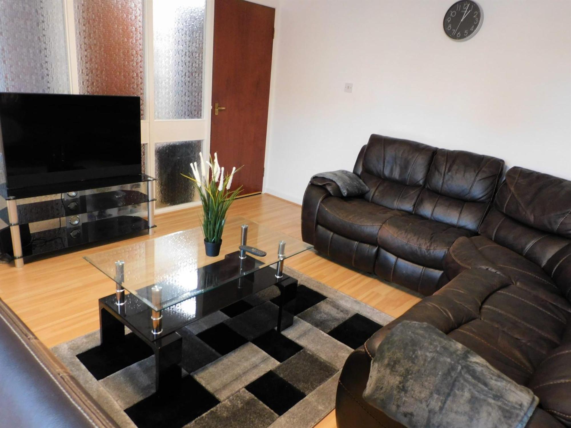 2 Bed Apt On Quiet Cul-De-Sac, Fab Location Paisley Exterior photo